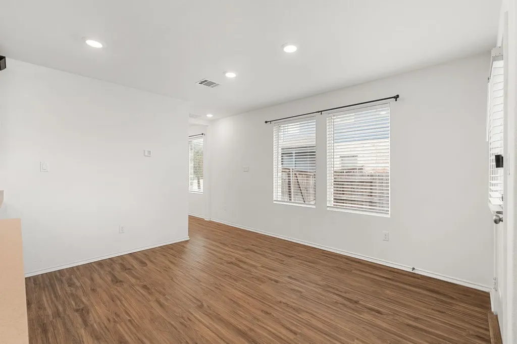 176 Andross Lane Bastrop TX 78602