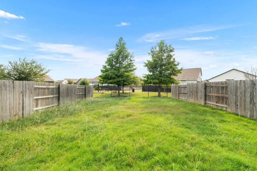 176 Andross Lane Bastrop TX 78602
