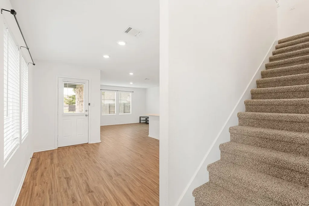 176 Andross Lane Bastrop TX 78602