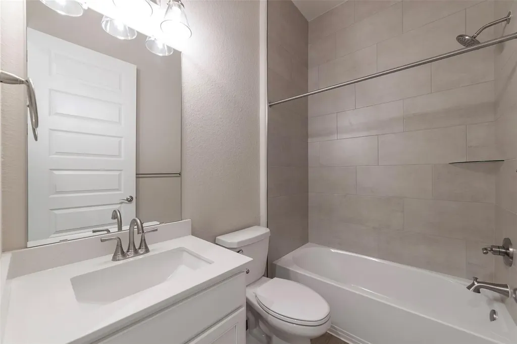 625 Birch Lane Cottonwood Shores TX 78657