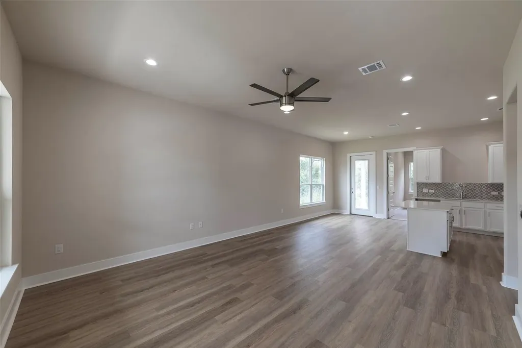 625 Birch Lane Cottonwood Shores TX 78657