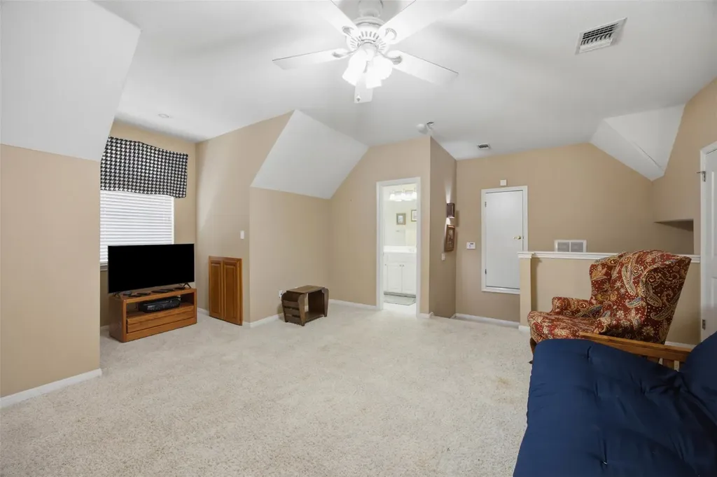 197 Elm Wood Drive Elgin TX 78621