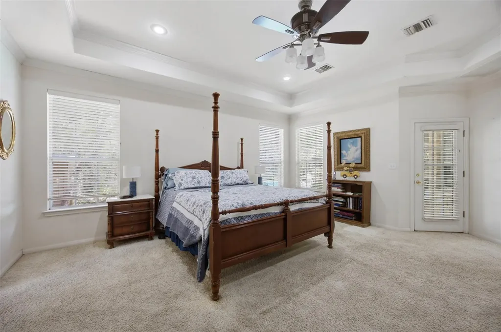 197 Elm Wood Drive Elgin TX 78621
