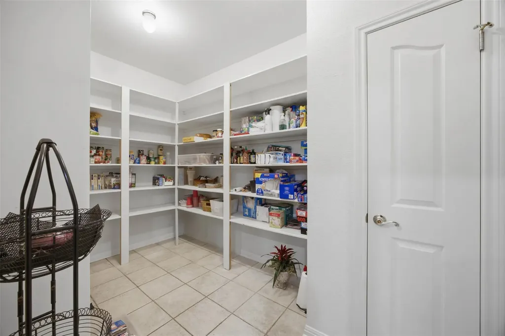 197 Elm Wood Drive Elgin TX 78621