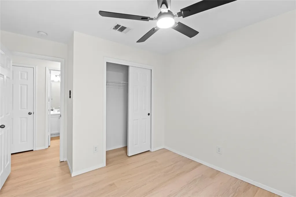 406 Covent Drive Kyle TX 78640