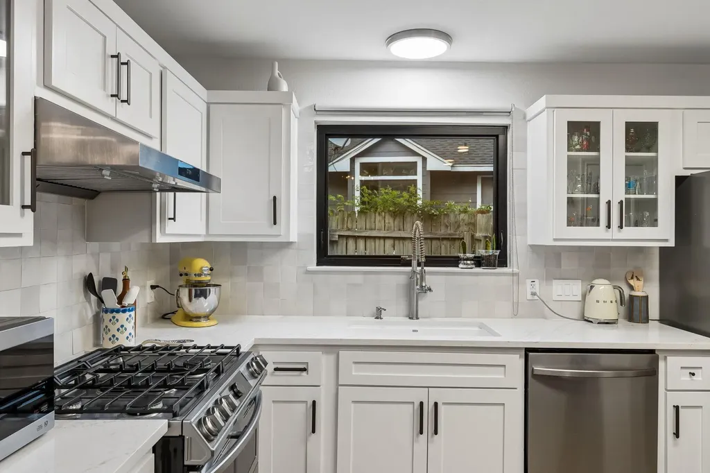 15708 Monona Cove Austin TX 78717