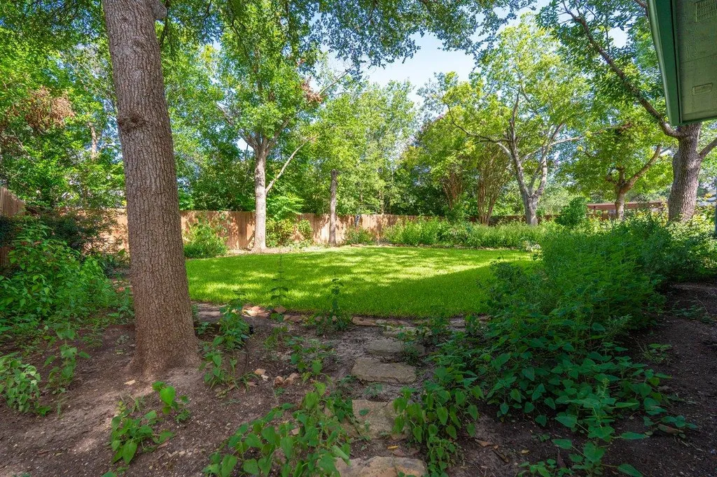 2513 Niemann Drive Austin TX 78748