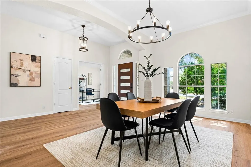 2513 Niemann Drive Austin TX 78748