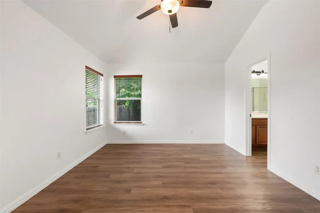 382 Bloomsbury Drive Kyle TX 78640