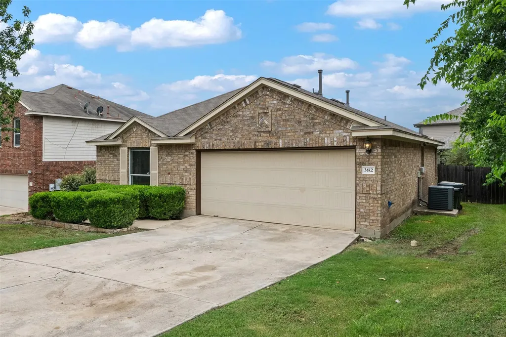382 Bloomsbury Drive Kyle TX 78640
