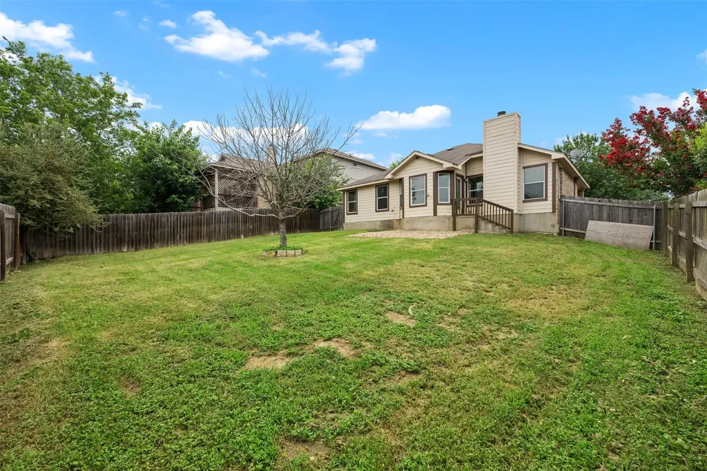 382 Bloomsbury Drive Kyle TX 78640