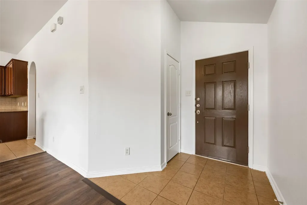 382 Bloomsbury Drive Kyle TX 78640