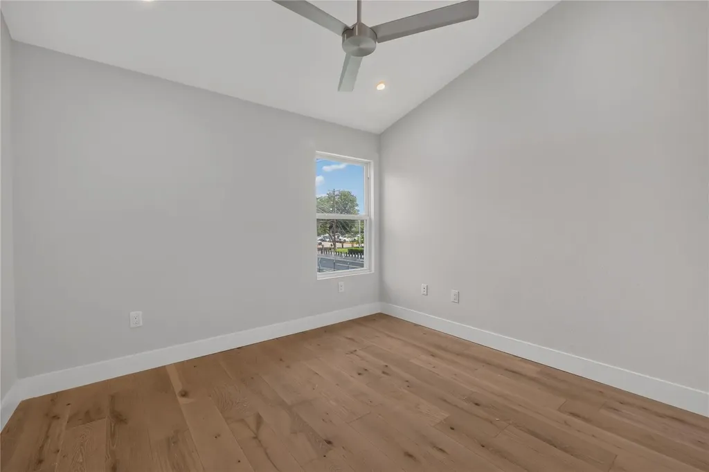 2905 E 5th Street Austin TX 78702