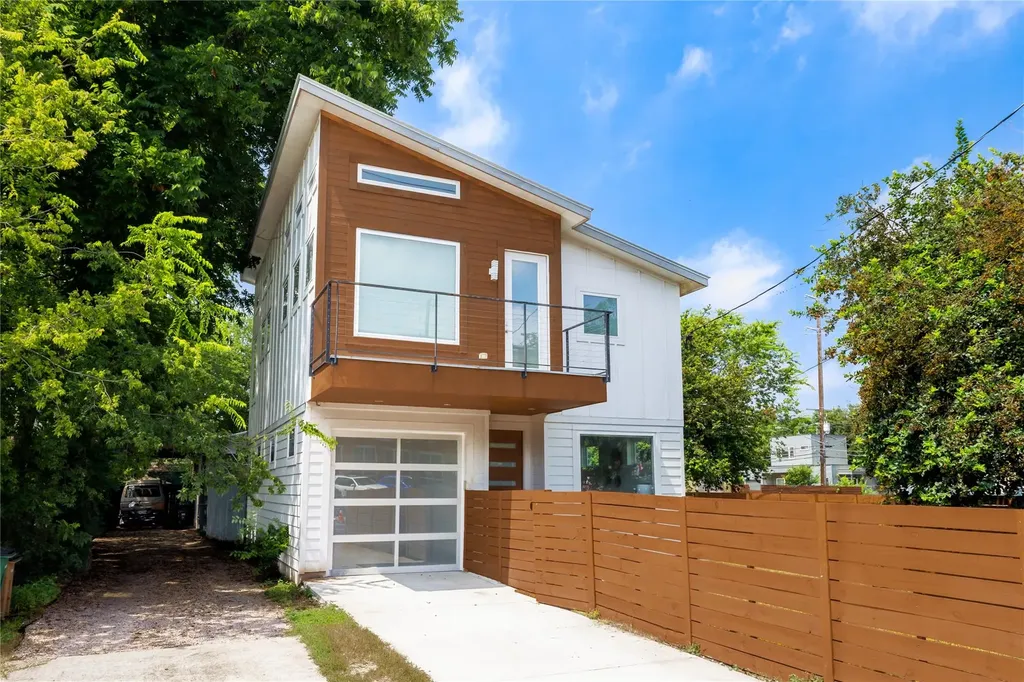 2905 E 5th Street Austin TX 78702