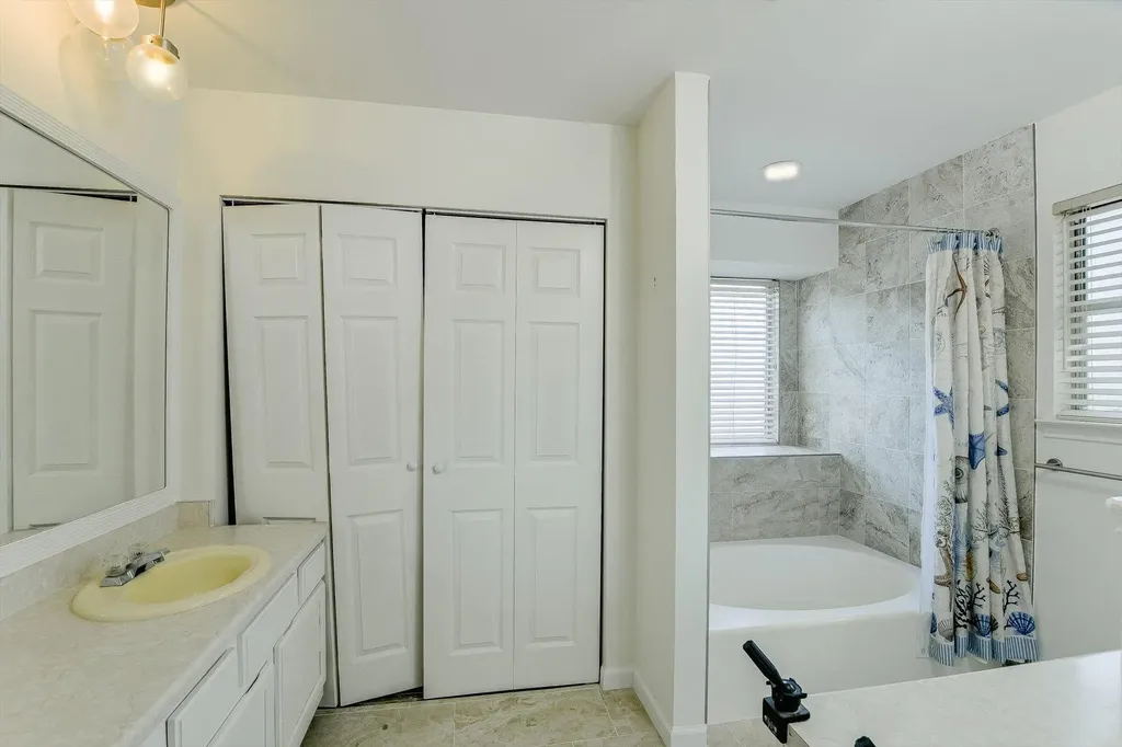 6412 Jennings Drive Austin TX 78727