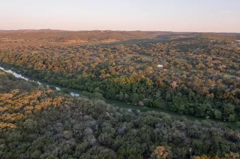 3303 Fearless Treadway Round Mountain TX 78663