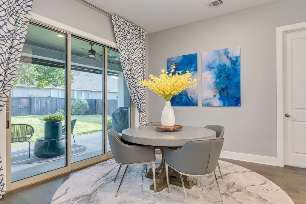 2729 War Wagon Way Leander TX 78641