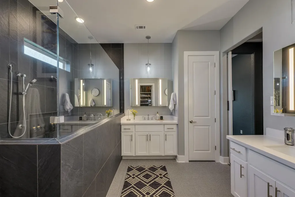 2729 War Wagon Way Leander TX 78641
