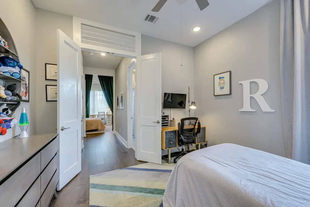 2729 War Wagon Way Leander TX 78641