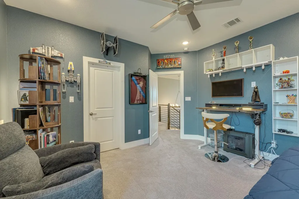 2729 War Wagon Way Leander TX 78641