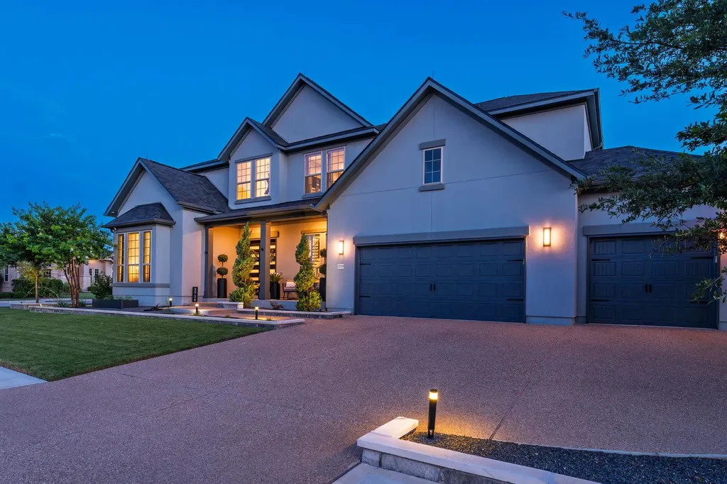 2729 War Wagon Way Leander TX 78641