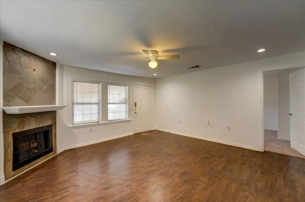 1105 E 3rd Street Austin TX 78702