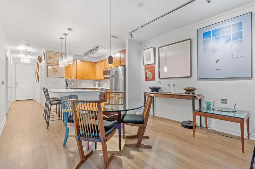 1900 Barton Springs Road Austin TX 78704