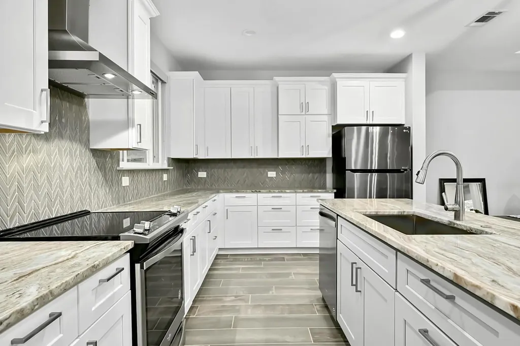 21201 Norris Cove Lago Vista TX 78645