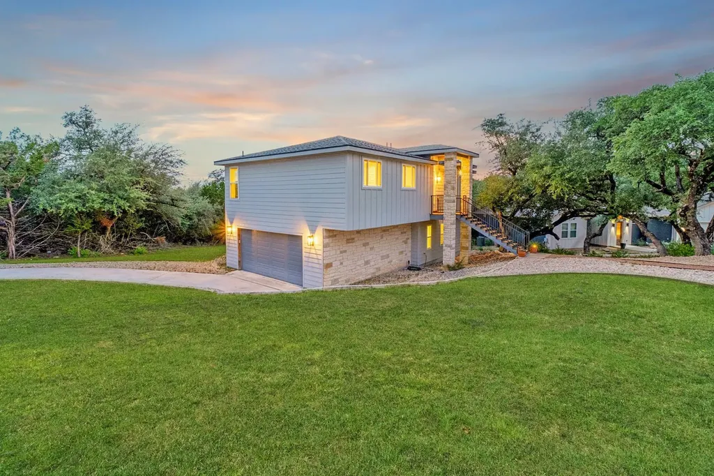 21201 Norris Cove Lago Vista TX 78645