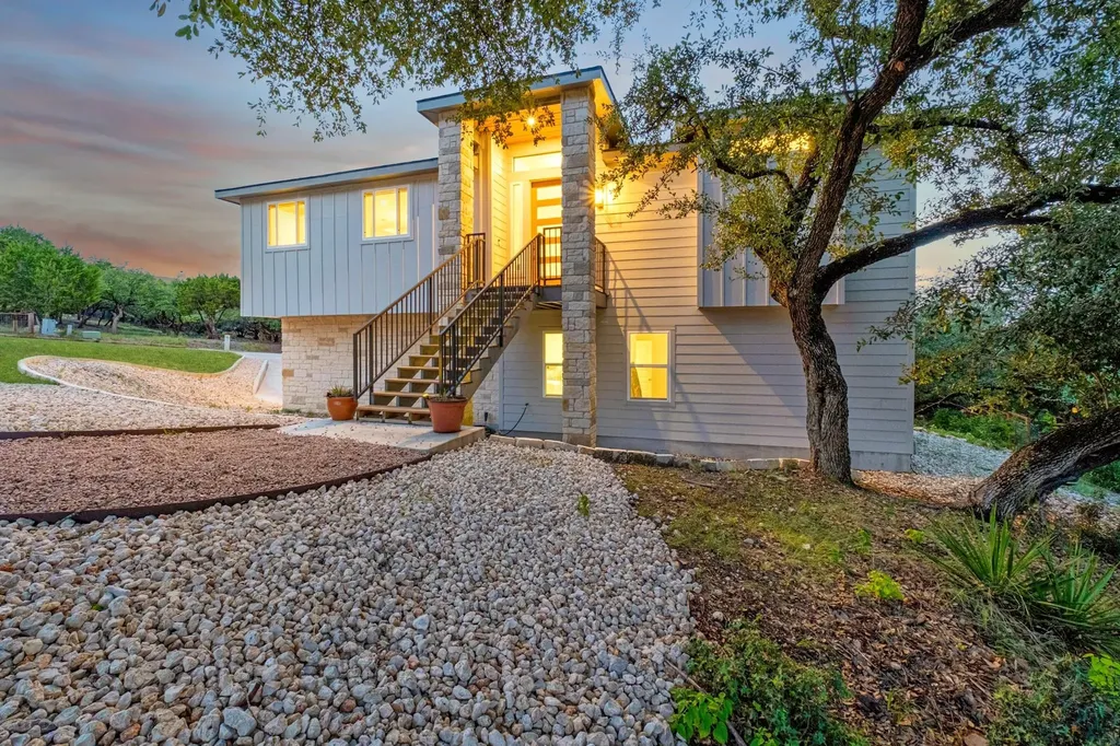 21201 Norris Cove Lago Vista TX 78645