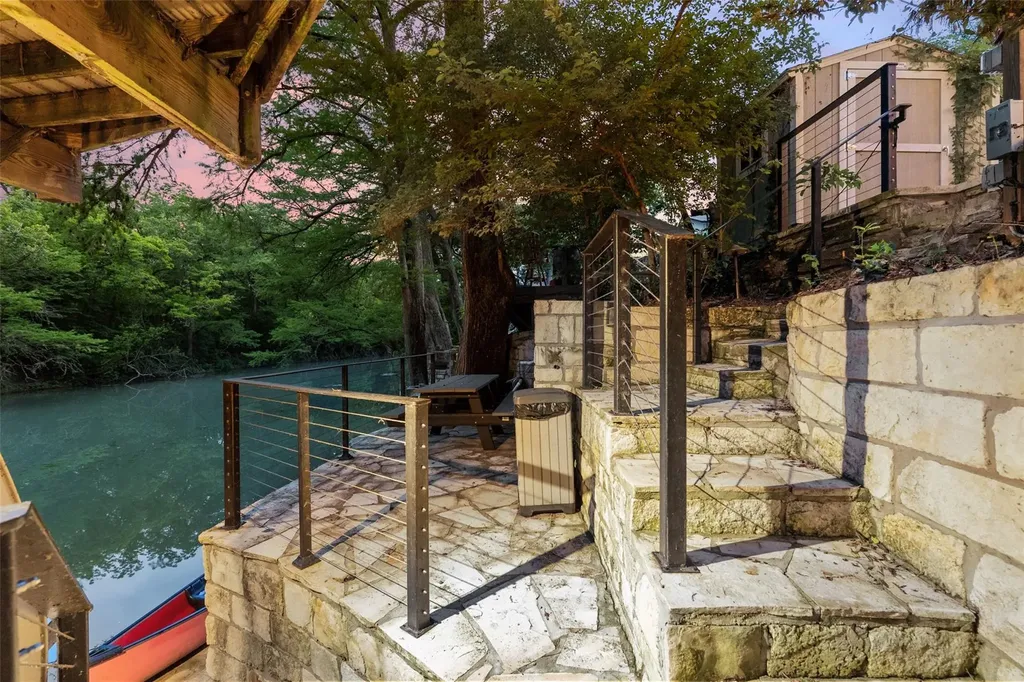 1728 Rocky River Canyon Lake TX 78133