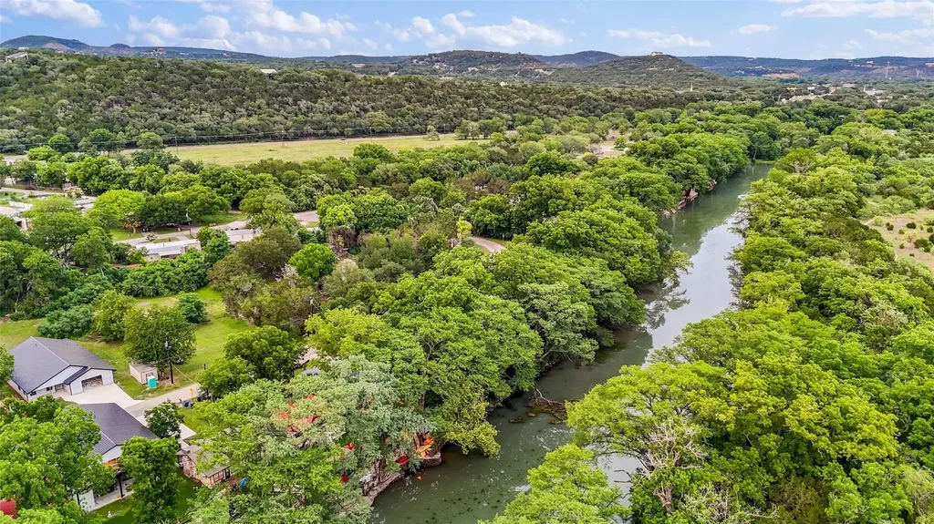 1728 Rocky River Canyon Lake TX 78133
