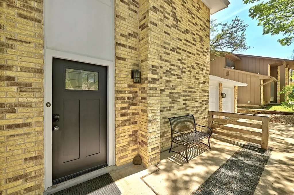 8301 Belclaire Lane Austin TX 78748