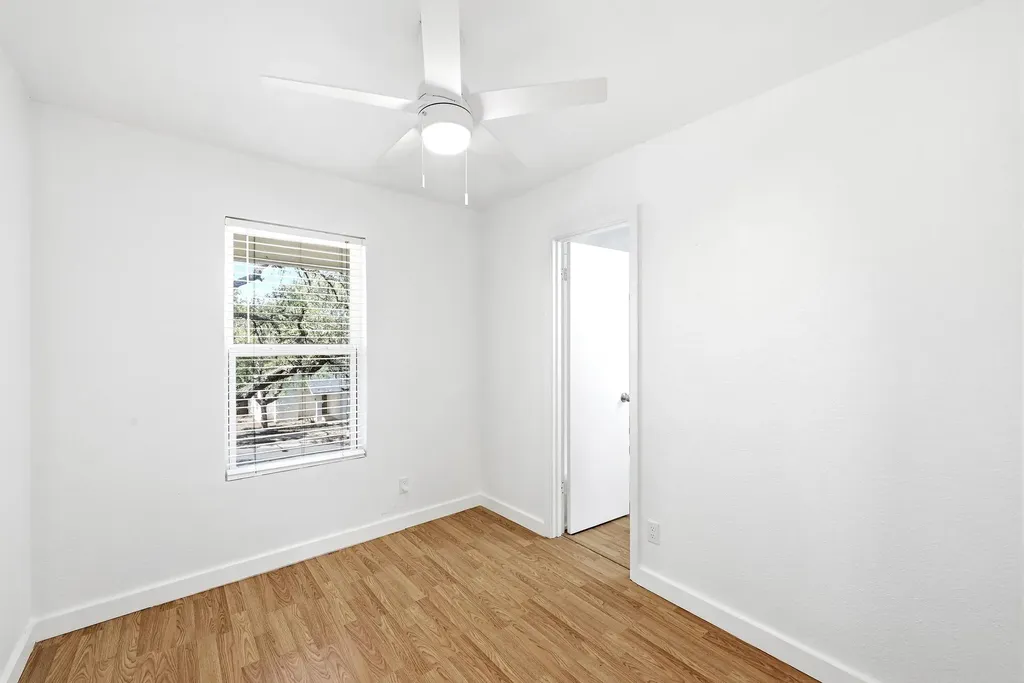 8301 Belclaire Lane Austin TX 78748