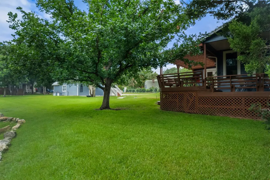 2701 & 2703 De Soto Drive Austin TX 78733