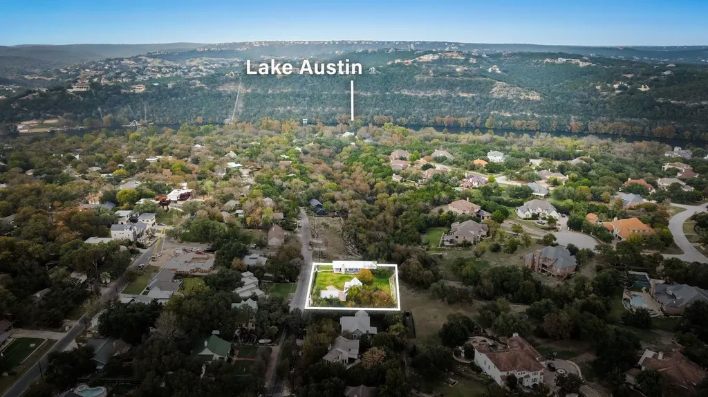 2701 & 2703 De Soto Drive Austin TX 78733