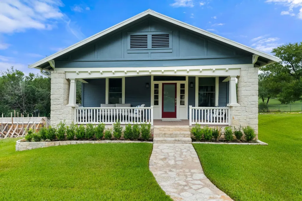 2701 & 2703 De Soto Drive Austin TX 78733
