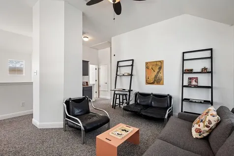 1819 Village Oak Court Austin TX 78704