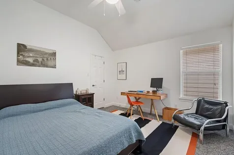 1819 Village Oak Court Austin TX 78704