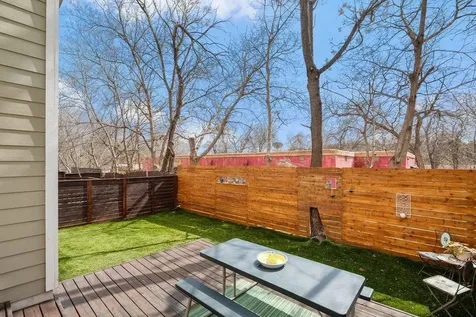 1819 Village Oak Court Austin TX 78704