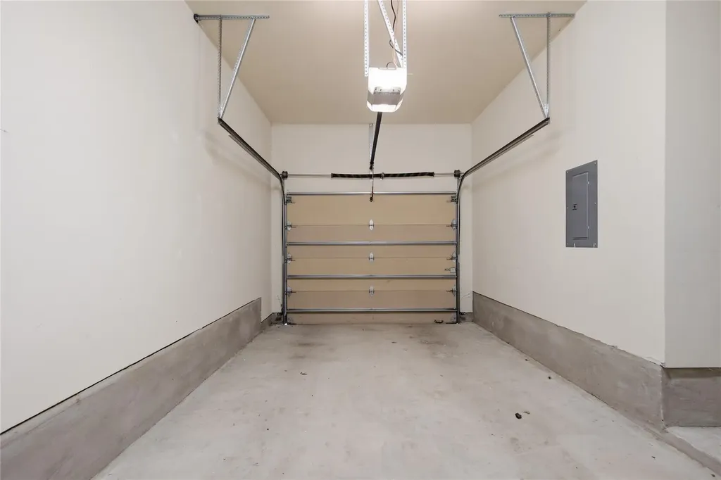 2021 Sharper Mews Lane Austin TX 78741
