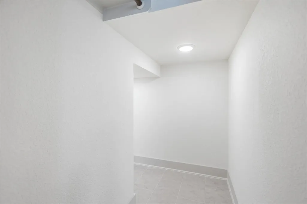2021 Sharper Mews Lane Austin TX 78741