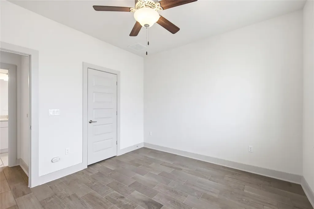 2021 Sharper Mews Lane Austin TX 78741