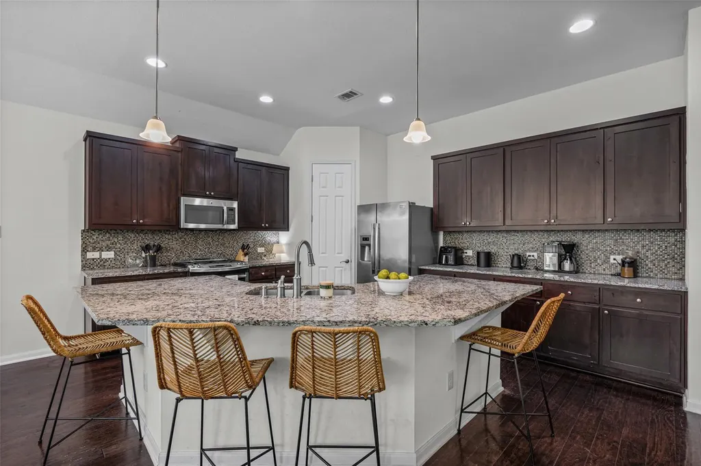 5524 Allamanda Drive Austin TX 78739