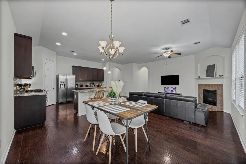 5524 Allamanda Drive Austin TX 78739