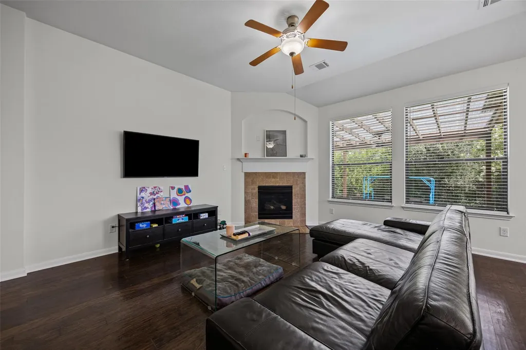 5524 Allamanda Drive Austin TX 78739