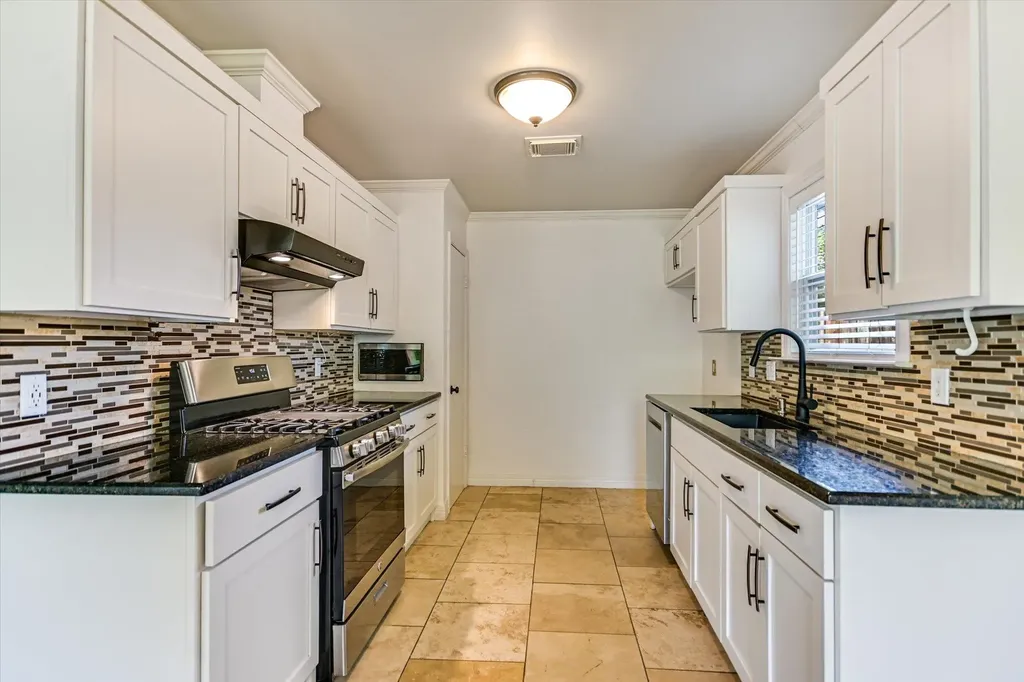 10405 Georgian Drive Austin TX 78753