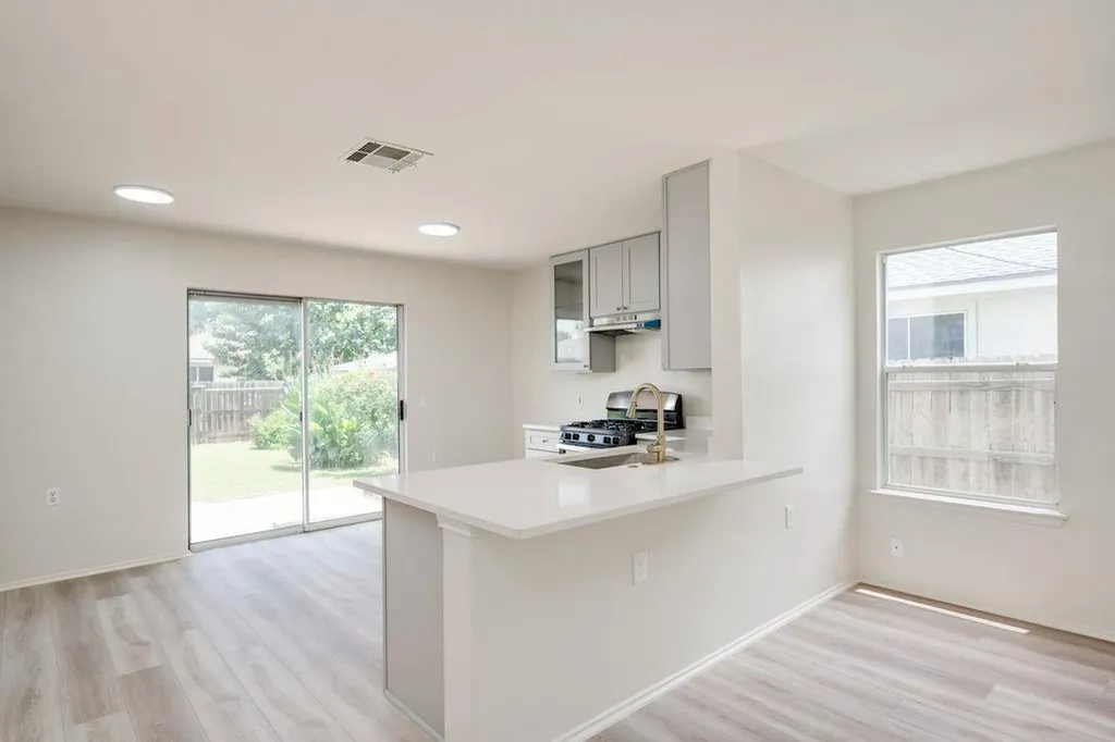11409 Robert Wooding Drive Austin TX 78748