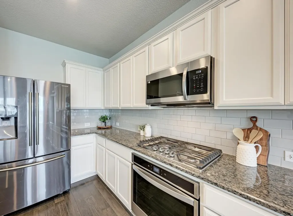 284 Everglade Drive Buda TX 78610