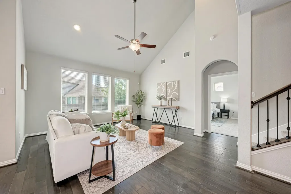 284 Everglade Drive Buda TX 78610